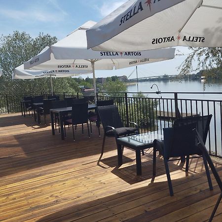 B&B Posejdon Sremska Mitrovica Bagian luar foto